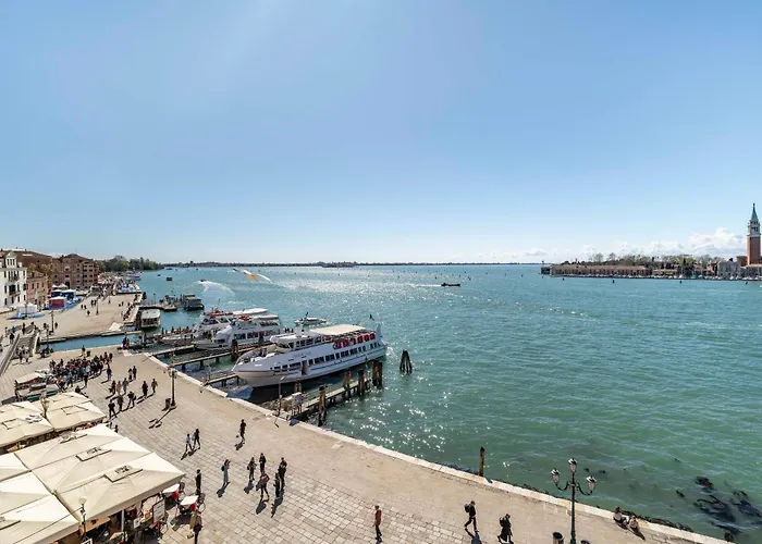San Giorgio View With Terrace R&r Venedig