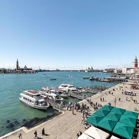 Apartmán San Giorgio View With Terrace R&r *